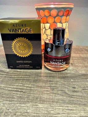 Secret Plus Azure Vantage Limited Edition  Black & Gold